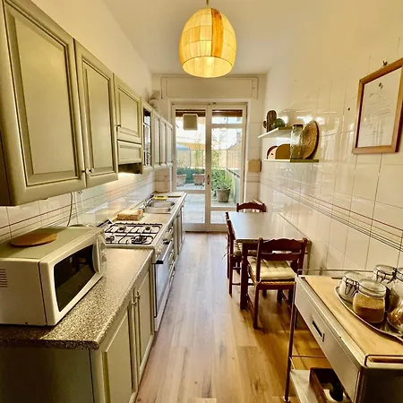 Sailor House Apartment *